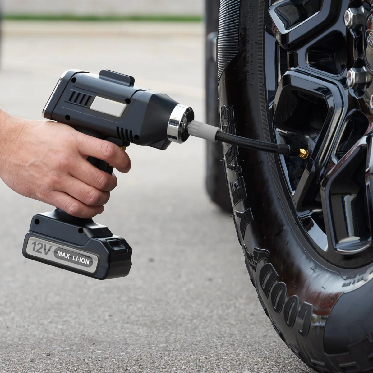 Cordless Auto Stop Tire Inflator by Sharper Image - Image 10