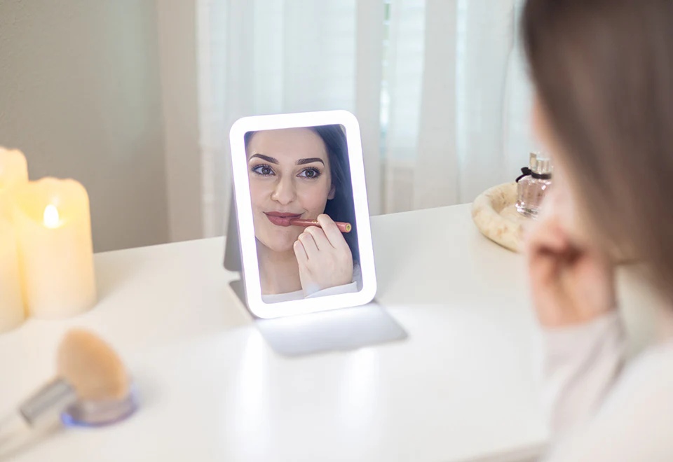 Full-Face LED Travel Mirror